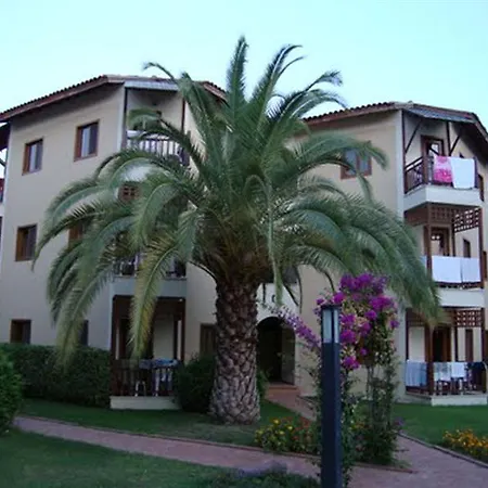 Belinda Club 4*